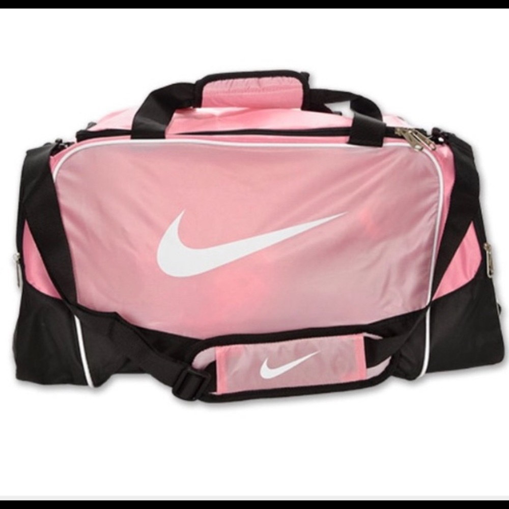 Nike duffle bag 🌸